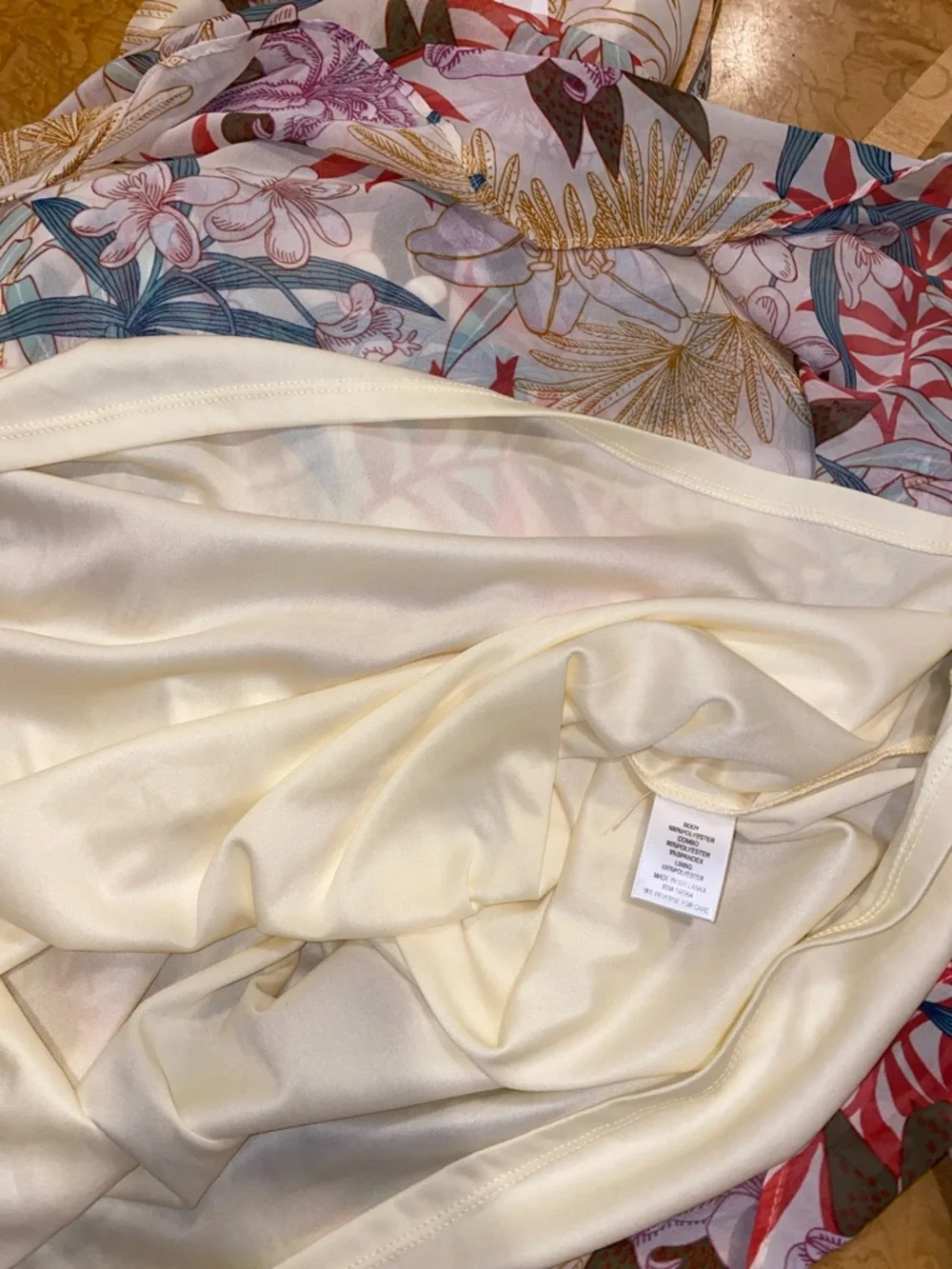 NWT! Robbie Bee Cream Maxi Dress with Coral, Teal & Mustard Floral Print Size 14 - Picture 11 of 16